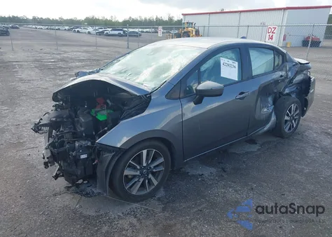 2021 Nissan Versa Sv Xtronic Cvt z USA, uszkodzony, nr VIN 3N1CN8EV7ML845490